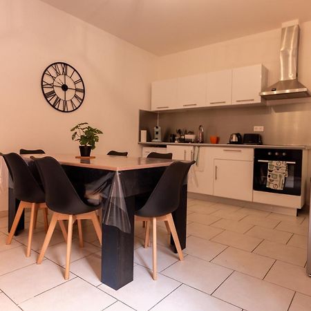 Appartement Tout Equipe Pour 6 Personnes A 15Min Des Plages ベジエ エクステリア 写真