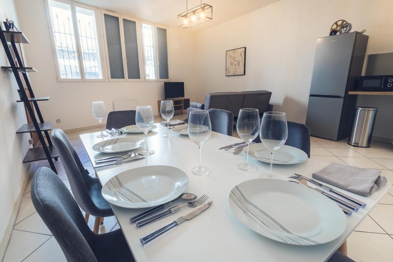 Appartement Tout Equipe Pour 6 Personnes A 15Min Des Plages ベジエ エクステリア 写真