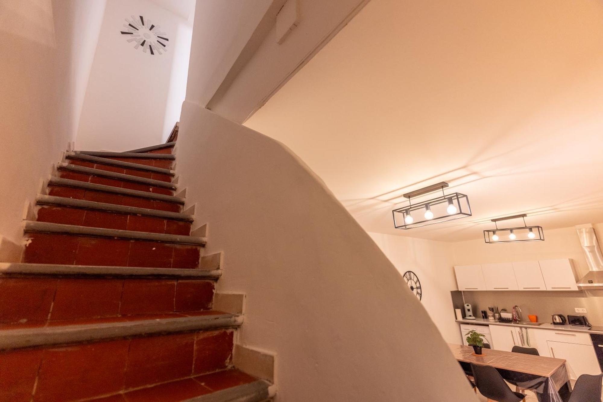 Appartement Tout Equipe Pour 6 Personnes A 15Min Des Plages ベジエ エクステリア 写真