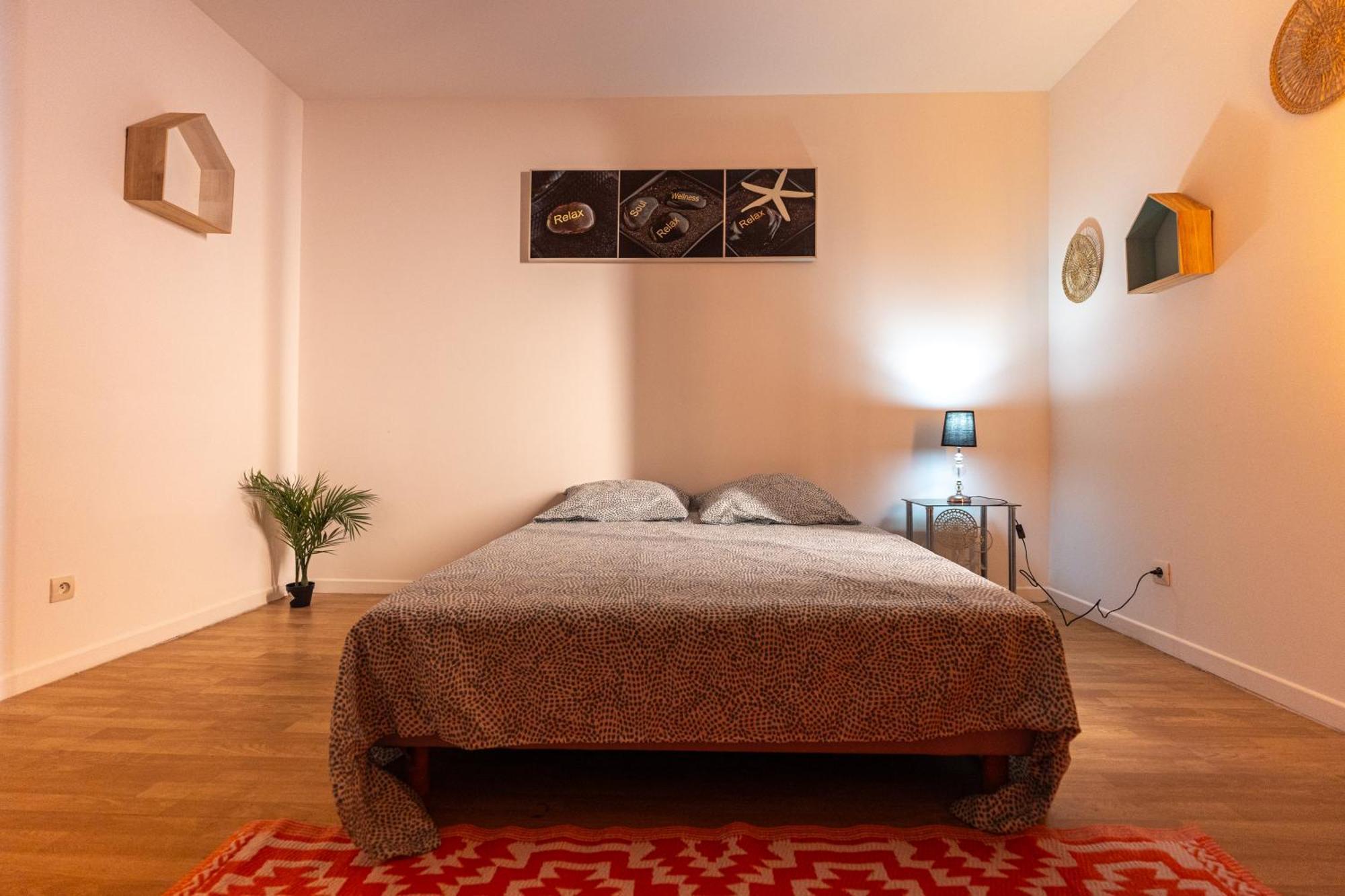 Appartement Tout Equipe Pour 6 Personnes A 15Min Des Plages ベジエ エクステリア 写真